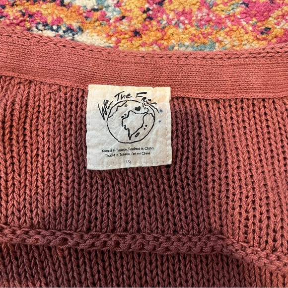 We the Free Sweater - Picture 2 of 2